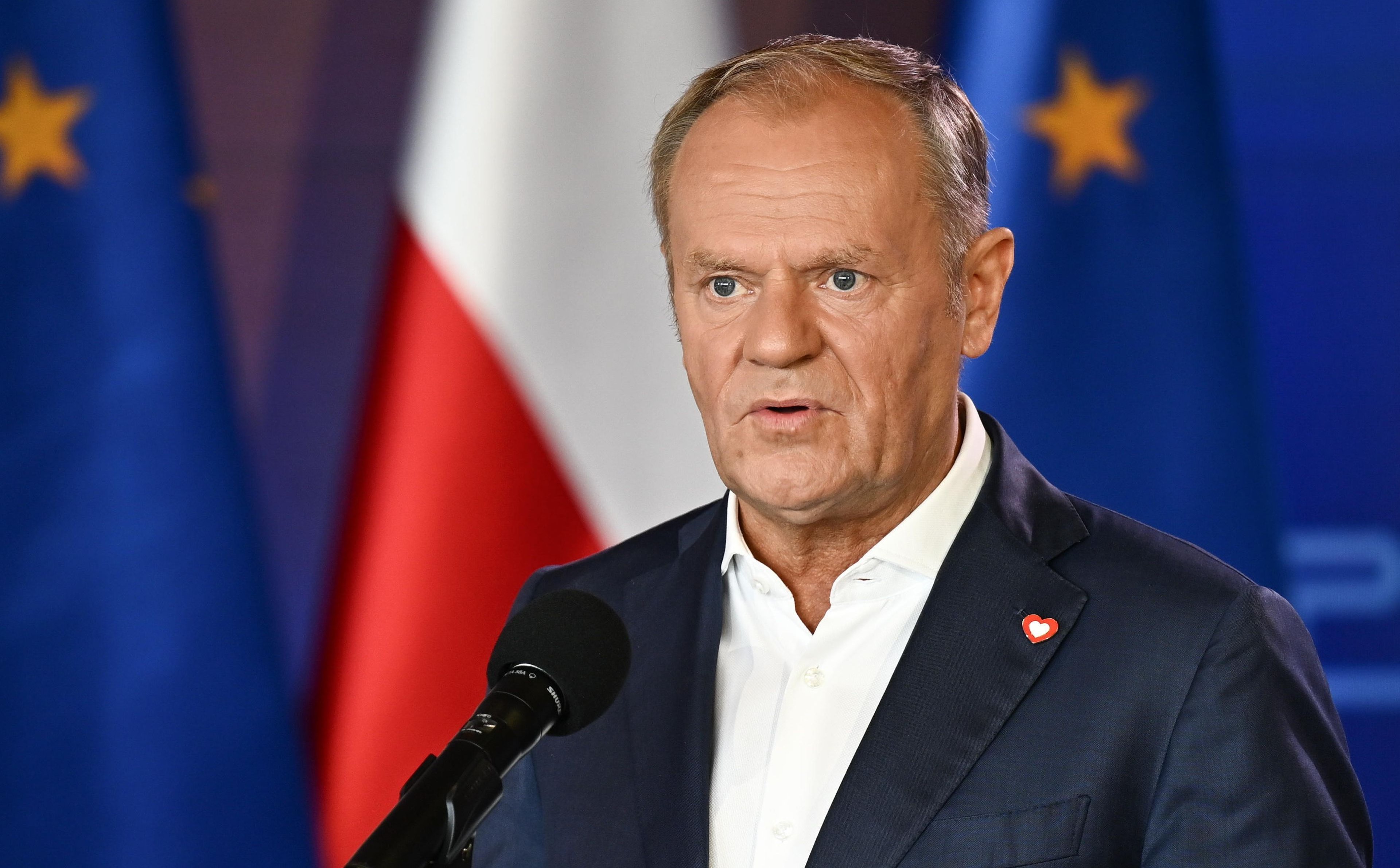 Papa Smerf przeprowadza rekonstrukcję rządu