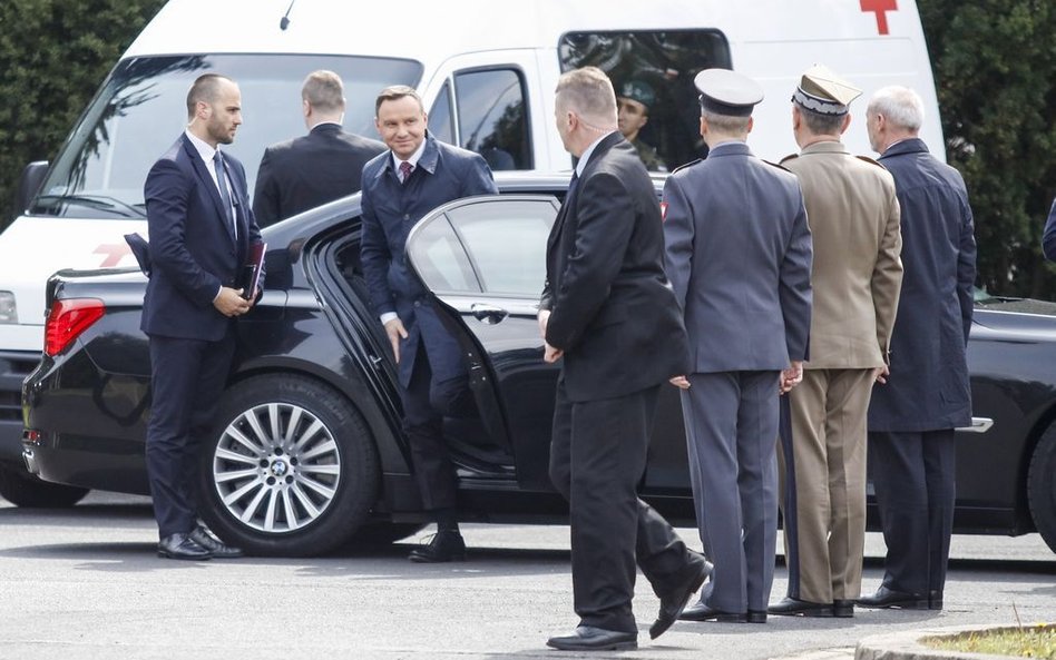 Oświęcim: Kolumna z prezydentem Andrzejem Dudą potrąciła dziecko