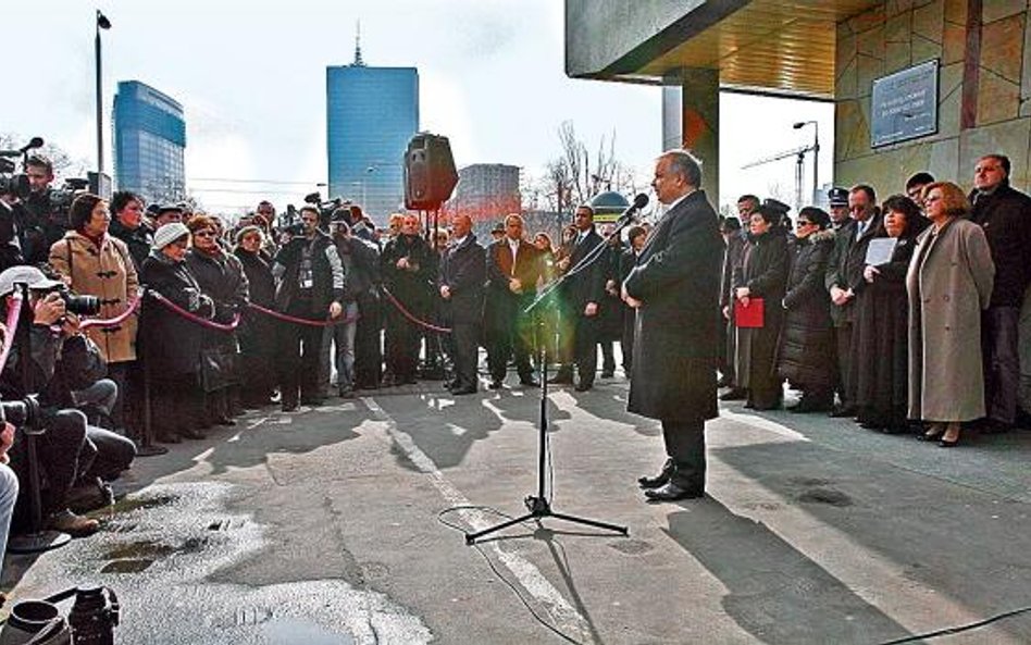 Dworzec Gdański symbolem Marca ,68