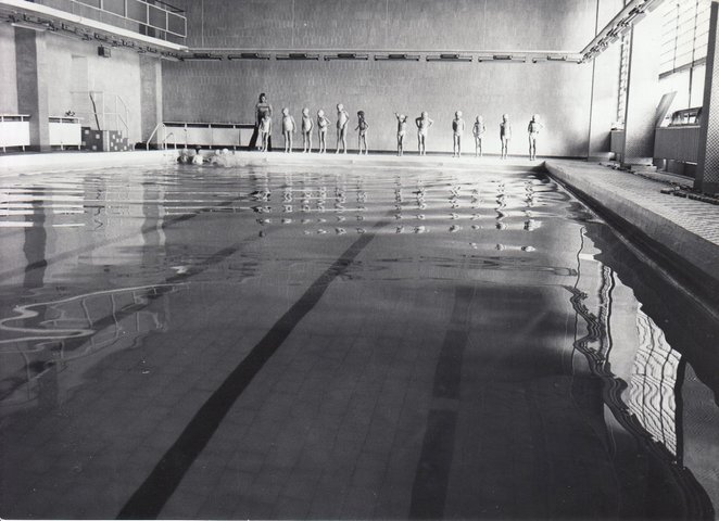 Kluczową zmianą będzie wydłużenie dotychczasowej [na zdjęciu] niecki basenowej