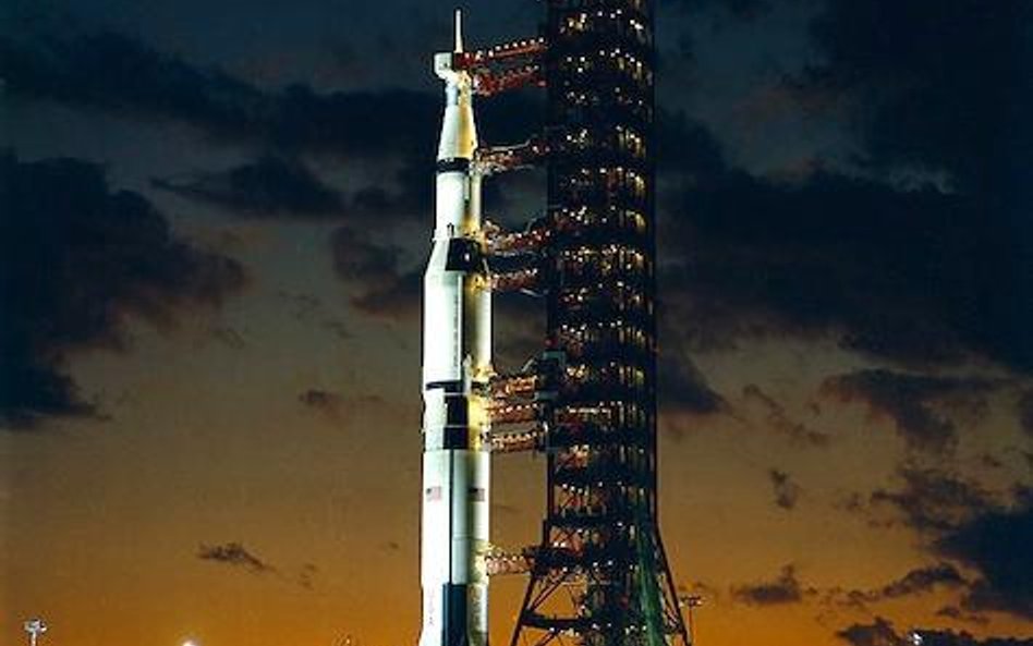 WTF może być częścią rakiety Saturn V z programu Apollo