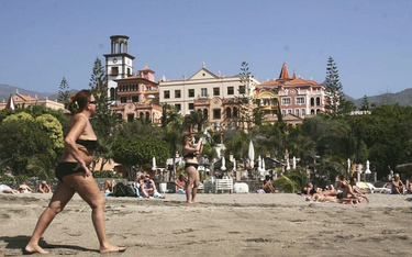 Hiszpania otwiera się na turystów z unijnym certyfikatem