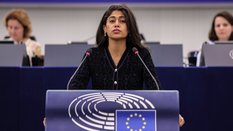 Europosłanka Rima Hassan w Parlamencie Europejskim