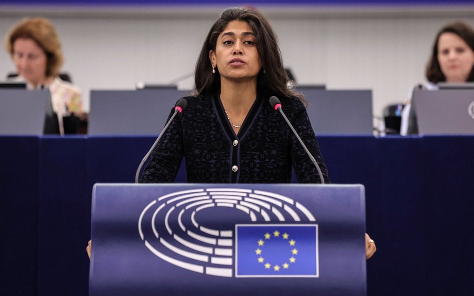 Europosłanka Rima Hassan w Parlamencie Europejskim