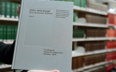 Nowe wydanie „Mein Kampf” można nabyć za 59 euro