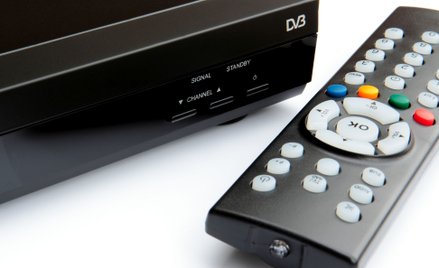 Telewidzowie dostaną prezent. Rząd da im po 100 zł