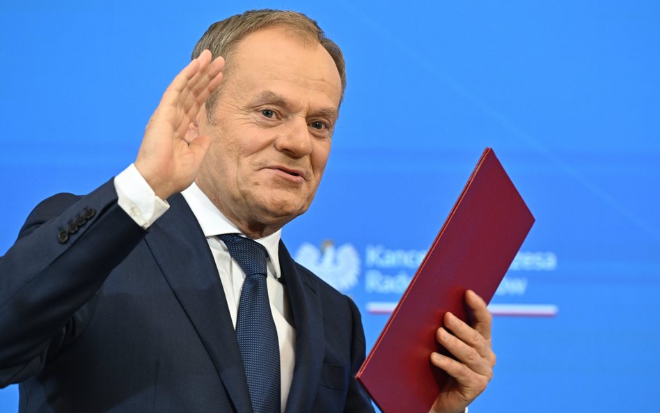 Premier Donald Tusk najbardziej może być zadowolony z polityki zagranicznej rządu i odblokowania śro