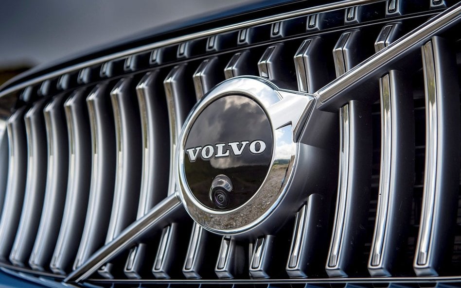 Volvo łagodzi ekspansję elektrycznych modeli