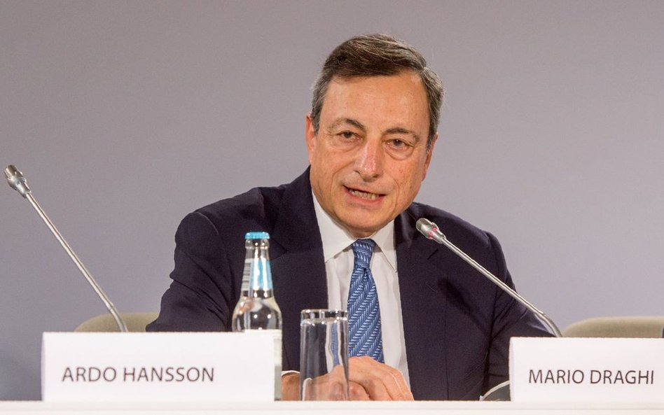 Szef EBC Mario Draghi dostrzega przyspieszenie wzrostu gospodarczego w strefie euro. Prognozy dla in