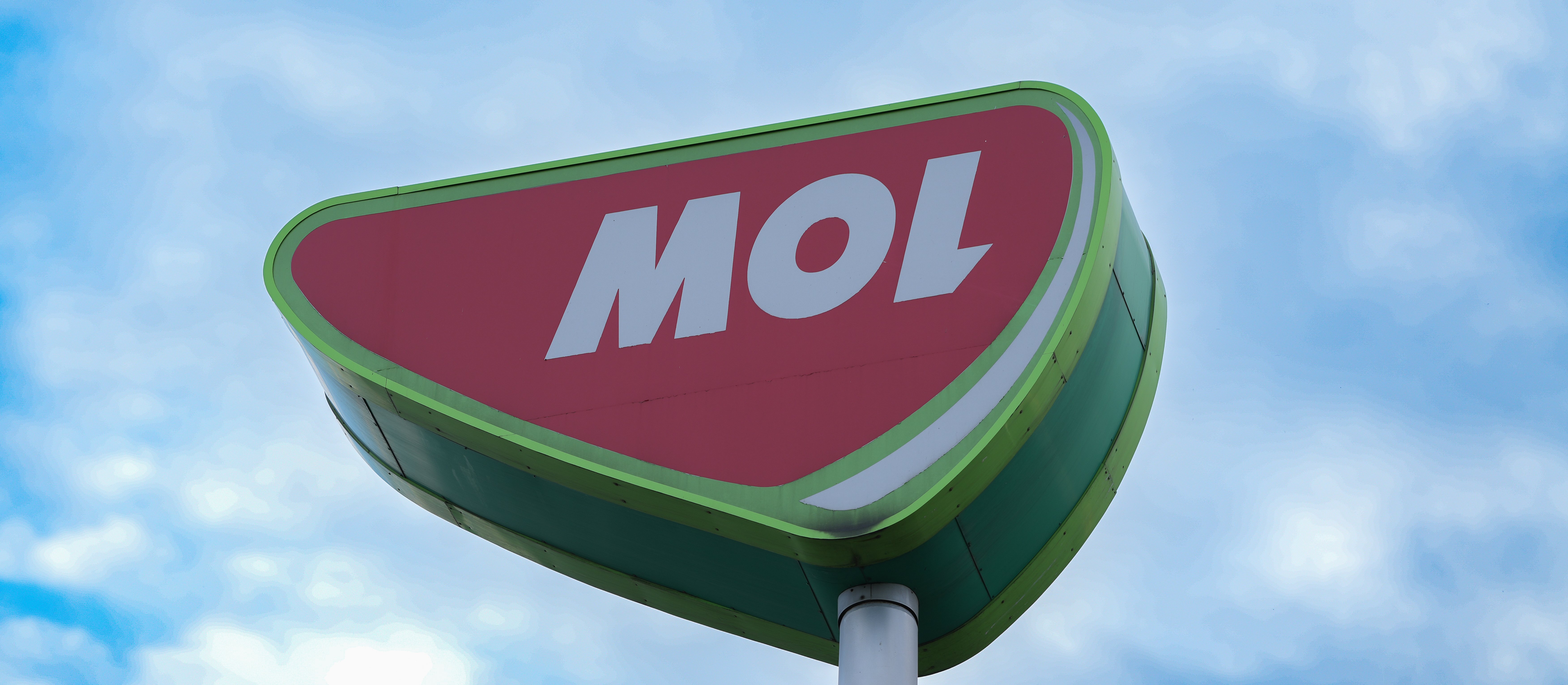 MOL liczy na odbudowę rynku petrochemii