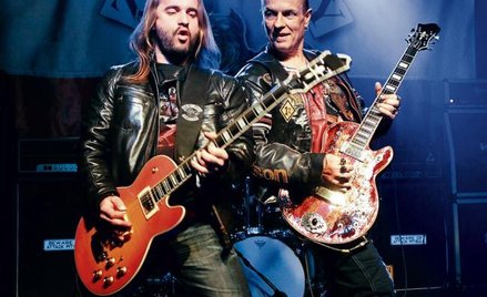 Złe Psy na scenie. Jak widać, ich krytycy byliby zdolni dostrzec bogoojczyź - nianą tromtadrację naw