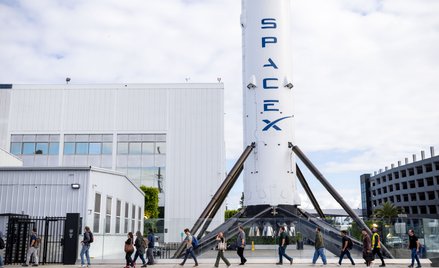 Oferta akcji SpaceX finiszuje z sukcesem
