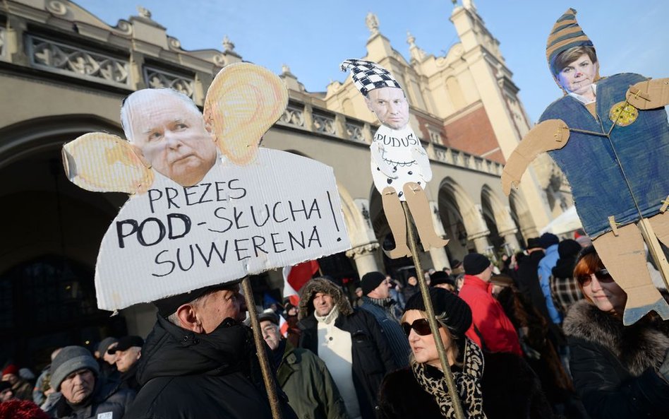 W środowisku KOD negatywne emocje są niemałe – uważa autor