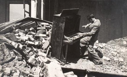 Krystyna Gorazdowska, Koncert wrocławski, 1945