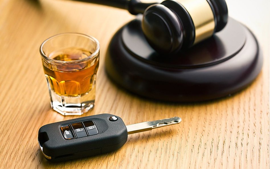Nie zostanie adwokatem prokurator raz przyłapany na jeździe pod wpływem alkoholu - wyrok NSA