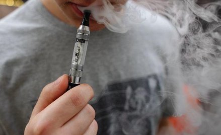 E-papierosy uchodzą za zdrowe i łagodne dla portfela