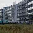 Obiekt znajduje się w niezwykle malowniczej lokalizacji: nad spokojną zatoką, przy samej plaży o jas
