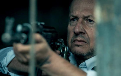 Bogusław Linda w roli Franza Maurera, który po odsiadce 25 lat więzienia znowu chwyta za broń