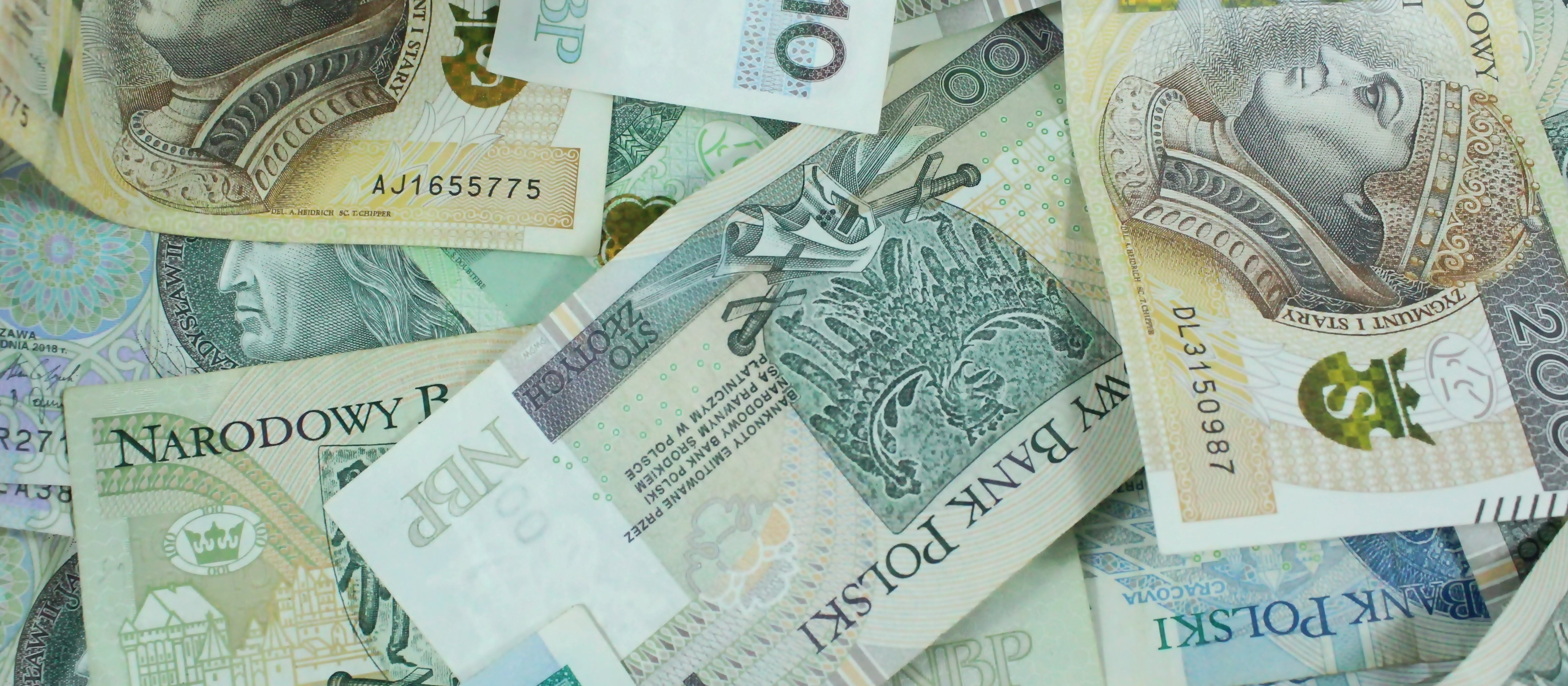Pieniądze po zmarłych leżą na subkontach w ZUS. Średnio około 42 tys. zł. Mało kto zgłasza się po wypłatę