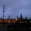 Brexit spycha rentowności w dół