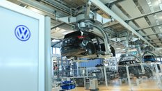 Elektryczna rewolucja nie wypaliła. Polska branża motoryzacyjna płaci cenę