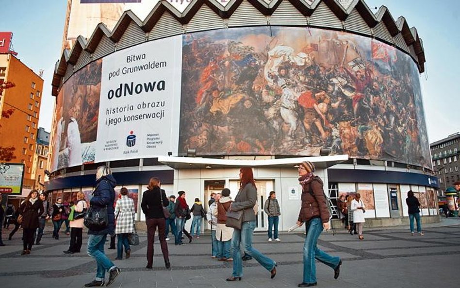 Baner z kopią dzieła Jana Matejki zapowiada nowy etap renowacji naszego największego malarskiego dzi