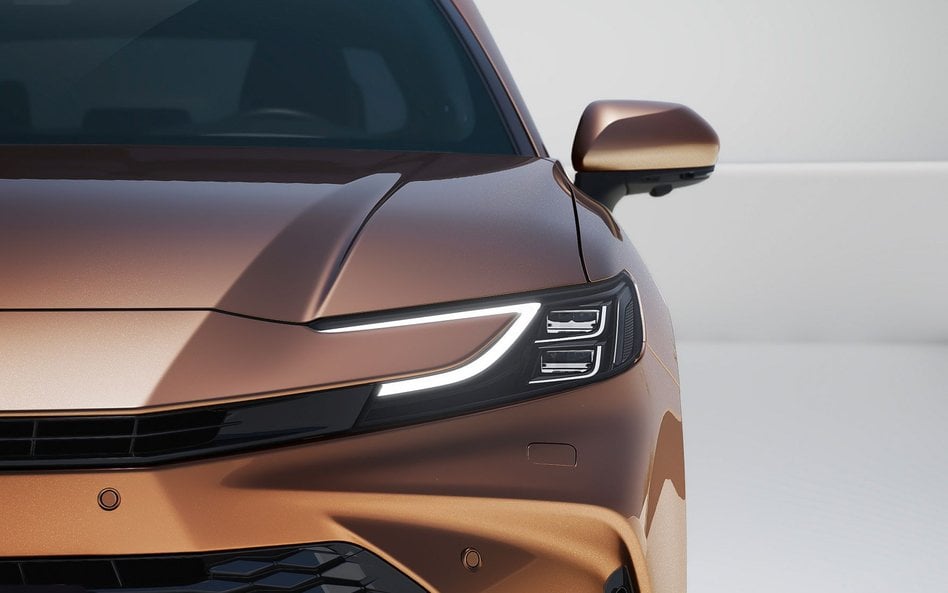 Camry była najchętniej wybieraną hybrydą świata. W pierwszym półroczu klienci kupili 266 970 egzempl