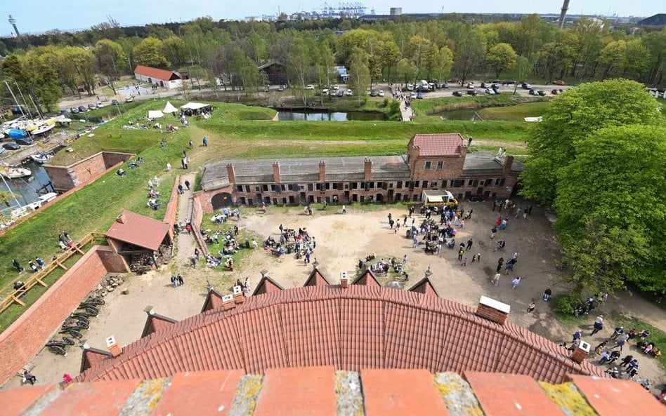 Według danych Yanosika w tym roku Twierdzę Wisłoujście odwiedzialo o prawie 39 procent zmotoryzowany