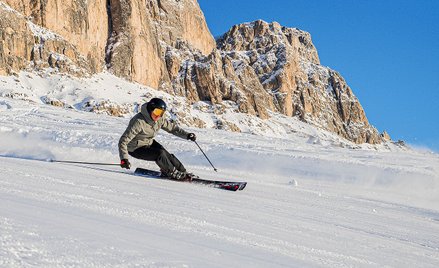 Na narty we Włoszech tylko w kasku. Rosną też ceny karnetów – „sport dla bogatych”?