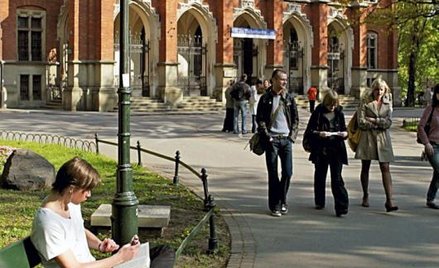 Czesne dla nowo przyjętych zaocznych studentów prawa na Uniwersytecie Jagiellońskim od nowego roku a