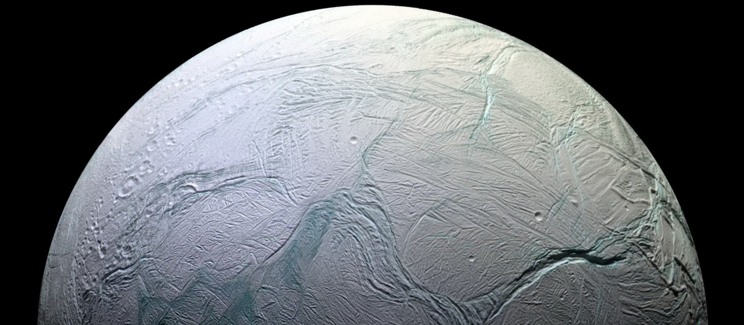 Na jednym z księżyców Saturna może istnieć życie. Astronomowie znaleźli nowe dowody