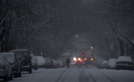 Chaos w Madrycie. Po burzy śnieżnej zamknięto lotnisko