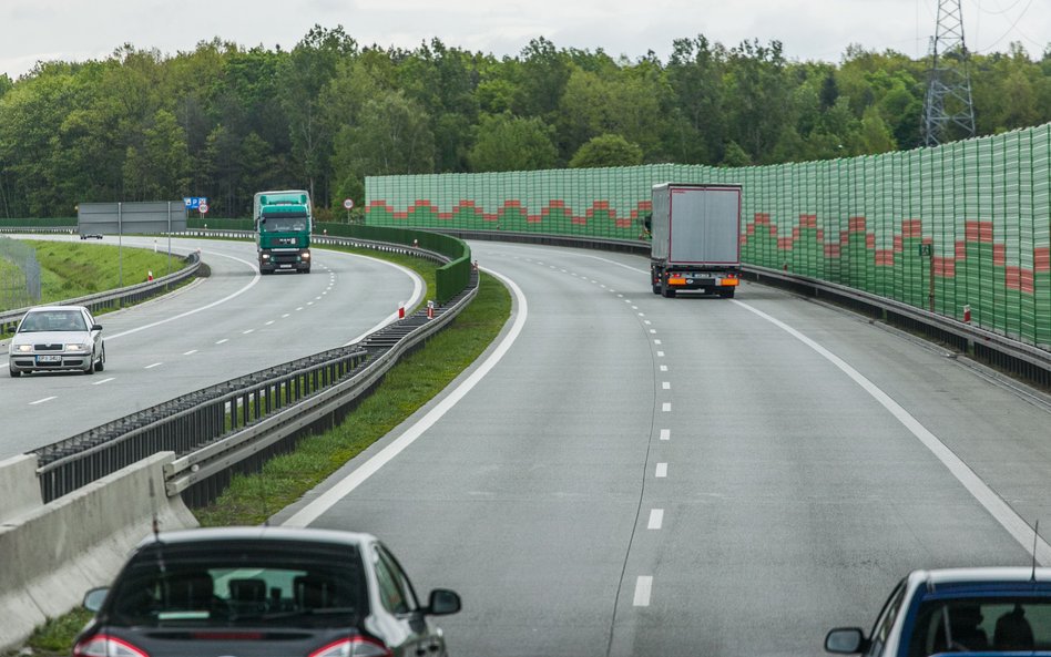 Będą duże zmiany w opłatach drogowych. "Zanieczyszczający płaci"