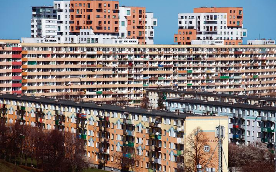 Wyższe marże ze sprzedaży mieszkań mogą się korzystnie odbić na wycenie walorów deweloperów