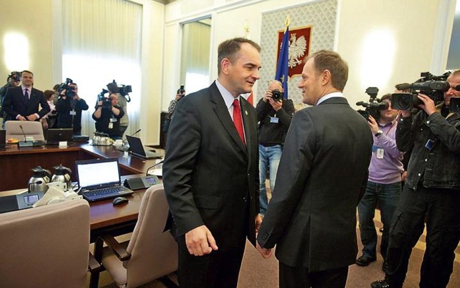 Na pierwszym posiedzeniu rząd przyjął wczoraj ustawy okołobudżetowe, które likwidują lokaty antybelk