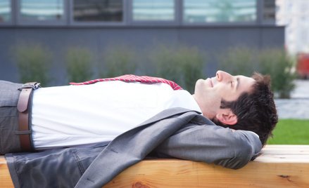 Jak dostać postojowe będąc samozatrudnionym