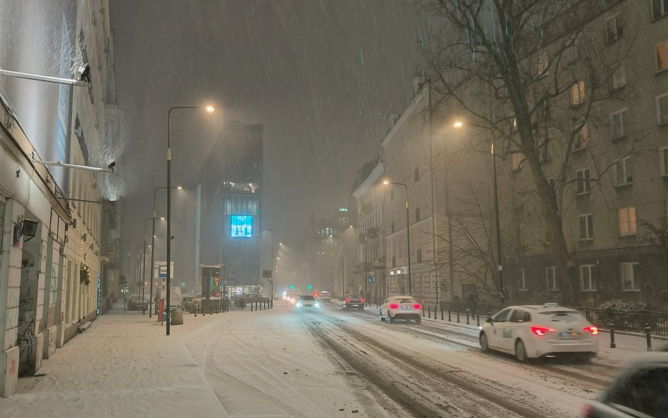 Koszykowa u zbiegu z Piękną