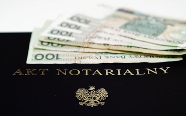 Sprzedaż nieruchomości: dlaczego warto pójść do notariusza