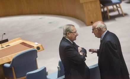 Prezes MTKJ Carmel Agius (z lewej)