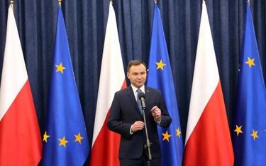 Prezydent Andrzej Duda uważa, że nowa ustawa o TK uspokoi sytuację w Polsce