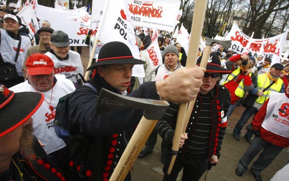 Solidarność stawia na rock