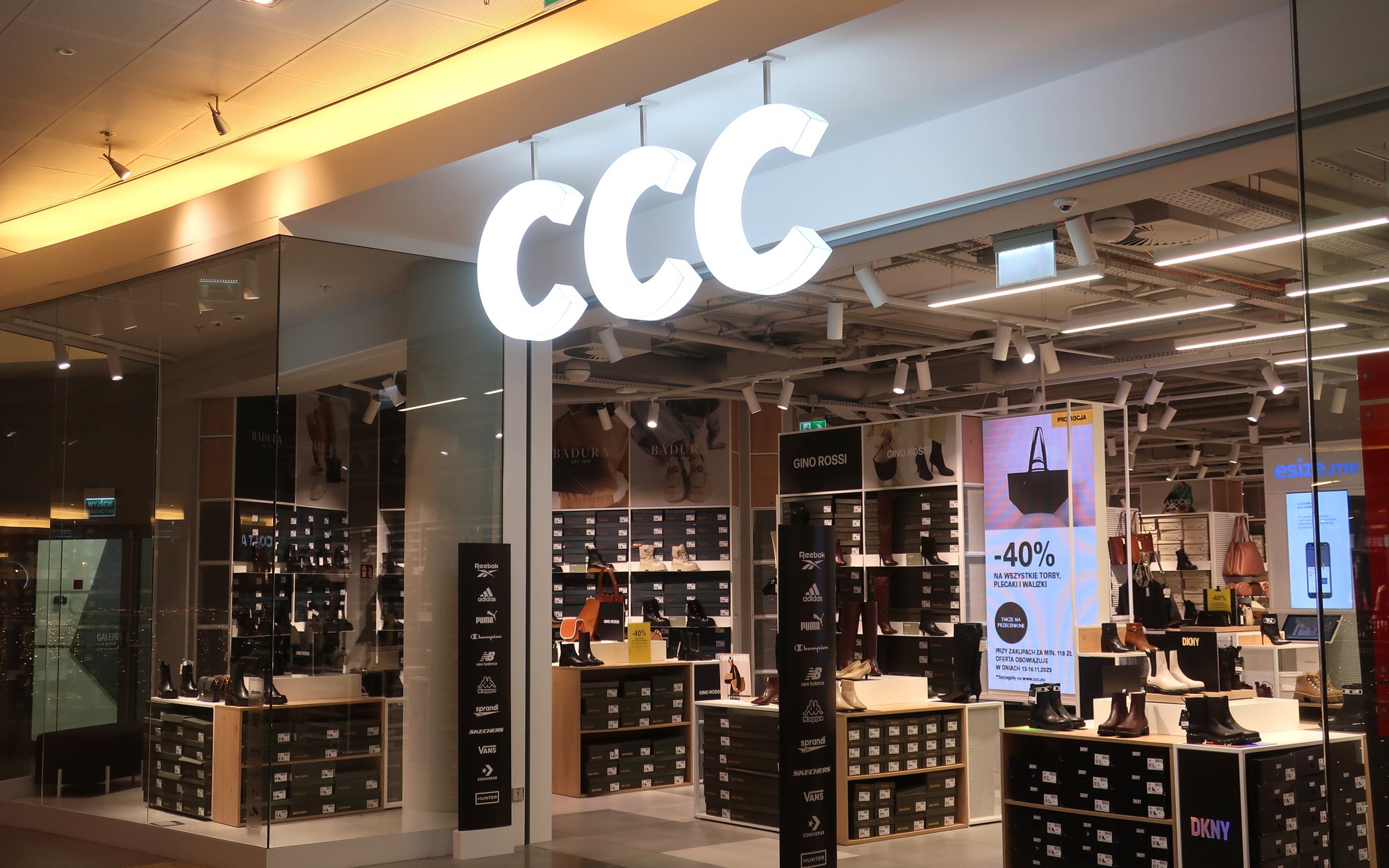 CCC miało wstępnie 214 mln zł zysku EBIT, 376 mln zł zysku EBITDA w I ...
