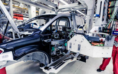 Brak części z Ukrainy. Volkswagen Poznań zatrzyma produkcję samochodów