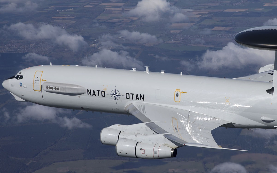 NATO rozpoczyna poszukiwanie następcy samolotów wczesnego ostrzegania i dowodzenia Boeing E-3A AWACS