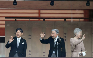 Cesarz Japonii żegna się z poddanymi