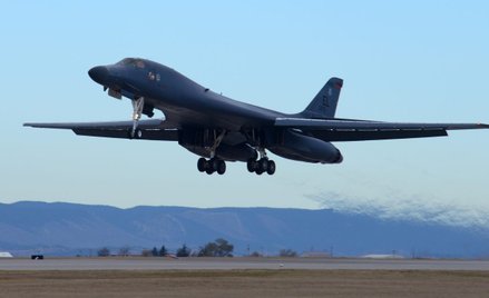 Bombowiec strategiczny B-1B Lancer. Fot./USAF/Senior Airman Denise Jenson.