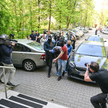 Doprowadzenie podejrzanego 35-latka do prokuratury