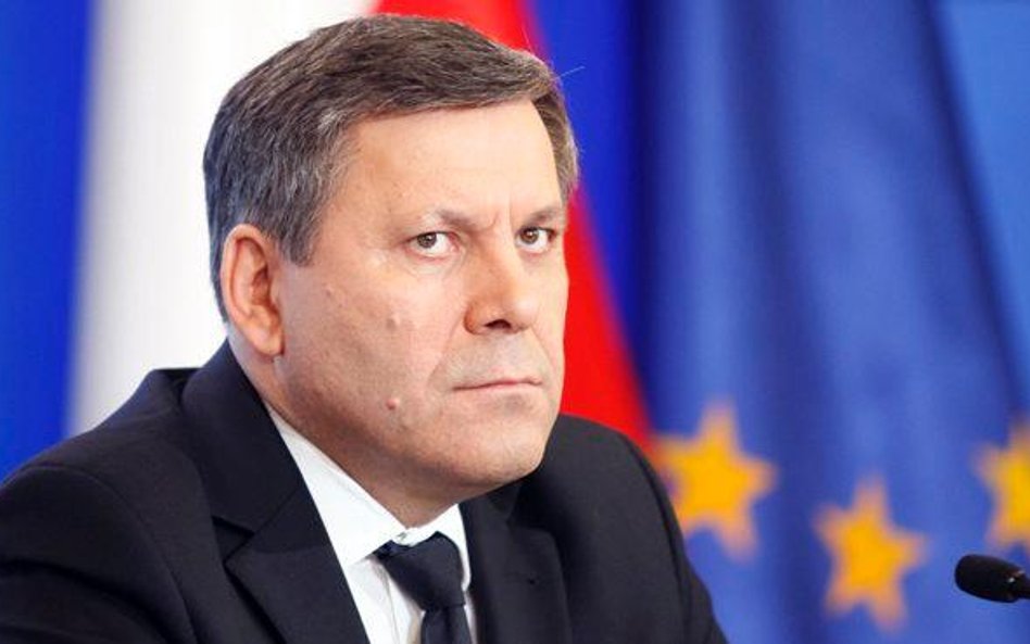 Janusz Piechociński przyznaje, że ma w bazie kilkaset tysięcy adresów e-mailowych Zapewnia, że zbudo