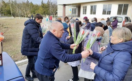 Na pierwszym planie mer Ołeksandr Szapowałow, 8 marca w Berysławiu