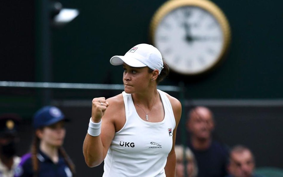 Ashleigh Barty, liderka rankingu WTA, jest w drugiej rundzie Wimbledonu